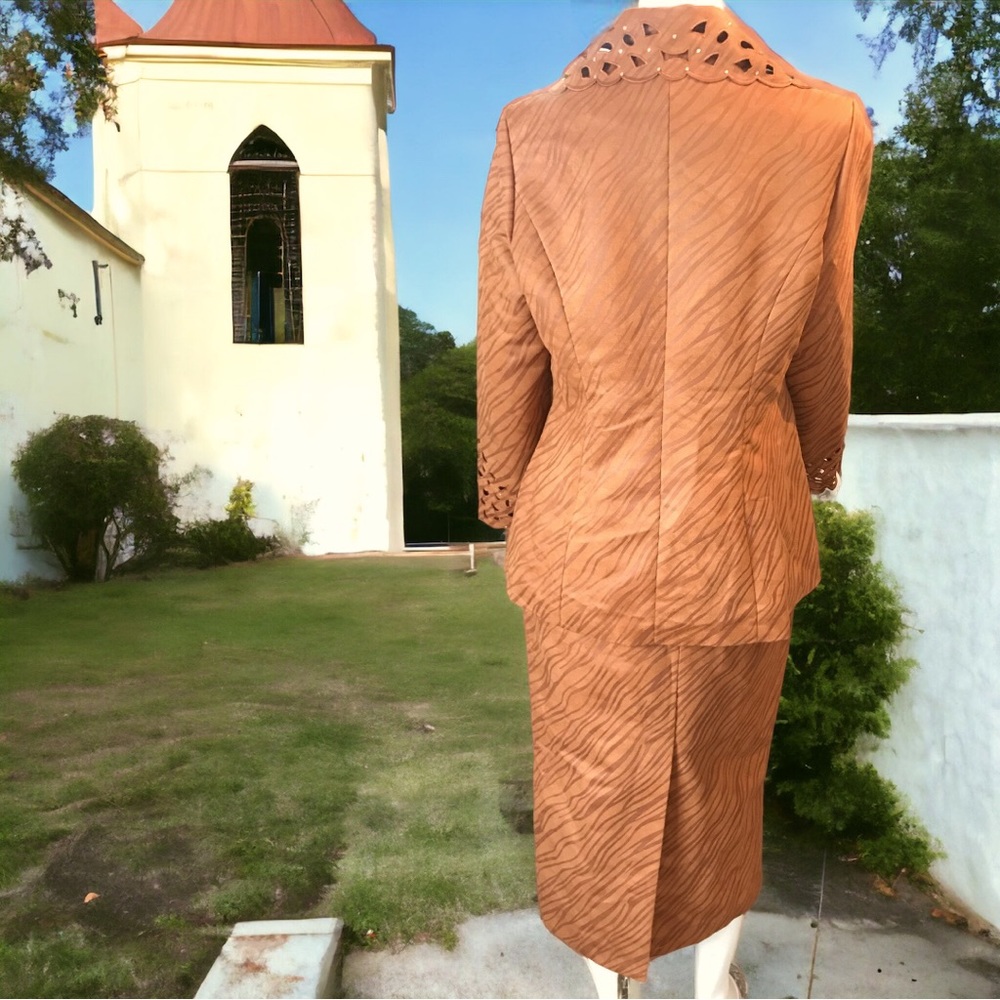 Embellished Animal Print Faux Suede Laser Cut Blazer & Skirt Matching Set - Picture 3 of 16